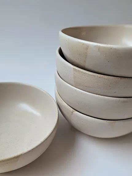 Assiettes en céramique émaillage blanc