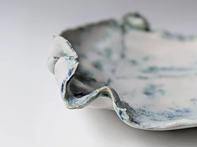 Céramique réalisée à l'atelier l'Element Terre par Mounia Guénatri Des céramiques réalisées sur-mesure par Mounia Guénatri - l'Élement Terre